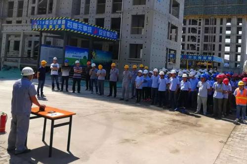 施工警示灯—我的“芯”牵挂着你的安全