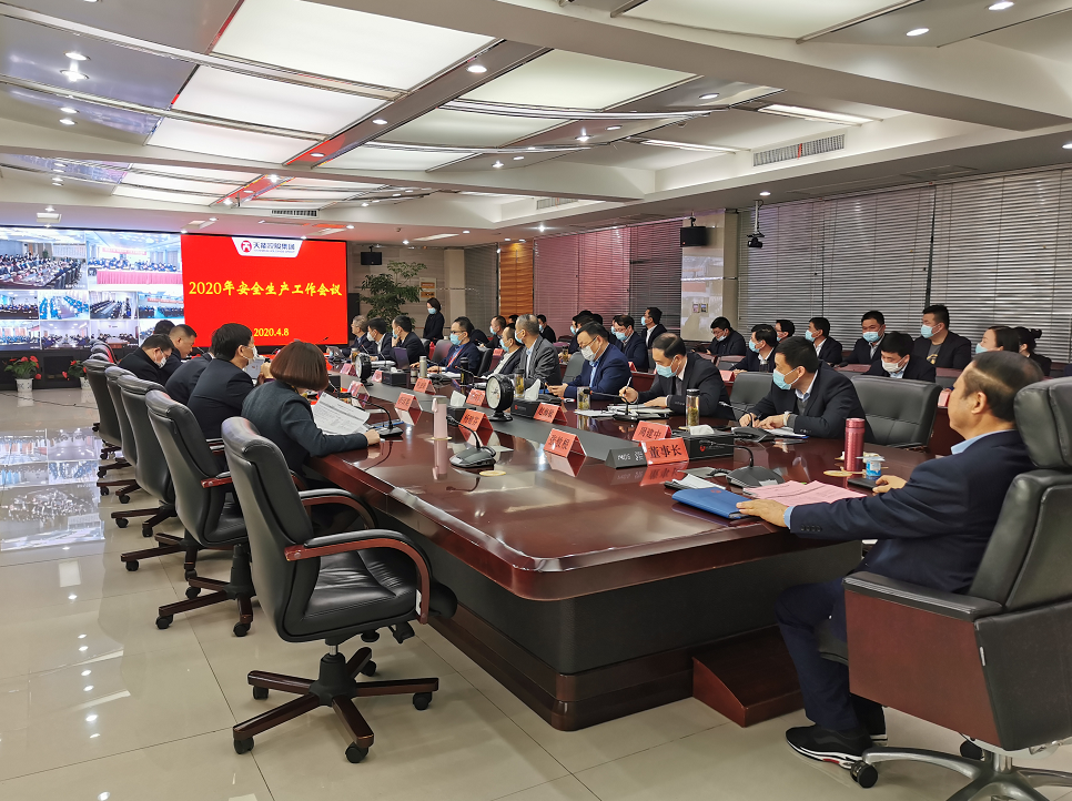 安全生产这条弦，时时刻刻都要绷紧