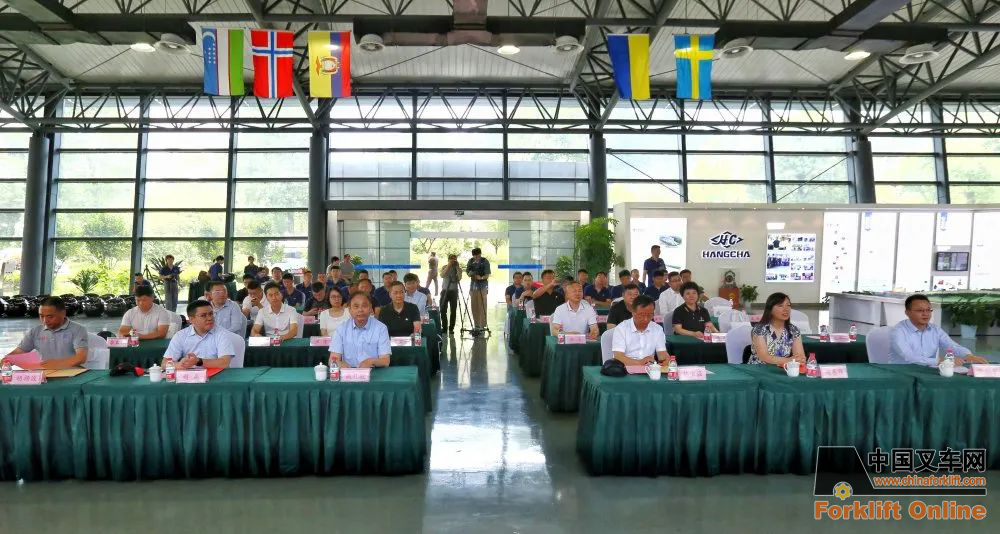 2021中国叉车和移动机器人安全、质量万里行