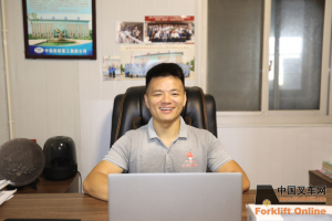 共进退 同发展——“中叉网-2021叉车和移动机器人安全、质量万里行”走进火炬江苏代理常州琳轩公司