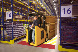 海斯特耶鲁推出Reliant™行业首创叉车驾驶员安全辅助系统