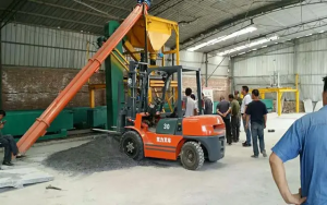 建材公司叉车侧翻事故：无知者无畏，最终付出惨痛代价