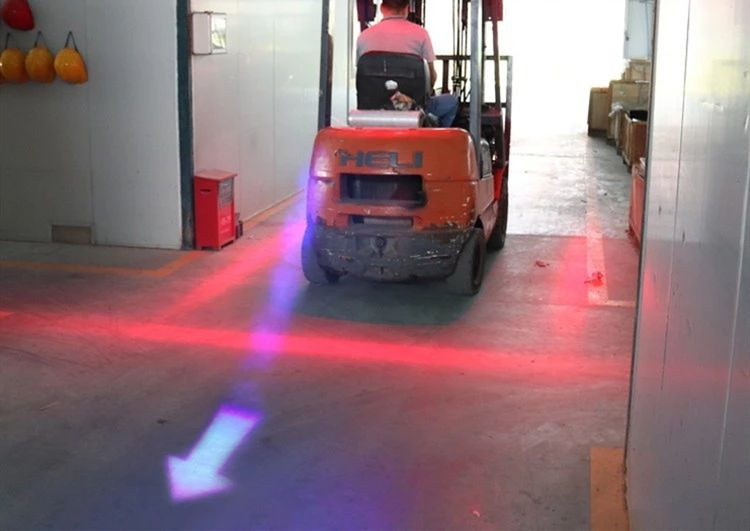 叉车安全区域灯 箭头型指示警示灯 边界灯