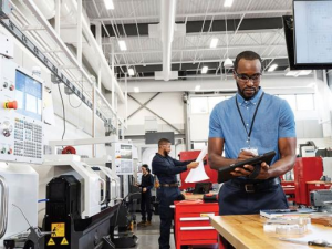 通过 5G 和移动边缘计算规划制造业的未来