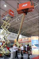 捷尔杰高空平台设备致力推动安全作业新高度