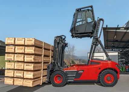 林德可升降驾驶舱提高安全物料搬运