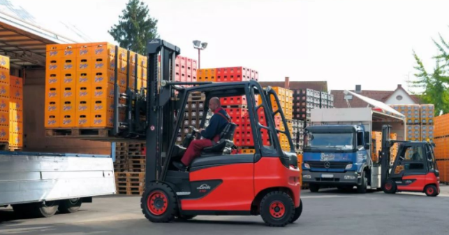叉车安全，林德永远的关注